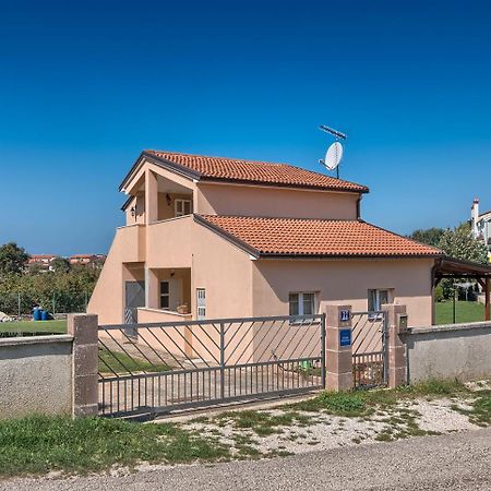 Jendrusa Apartment Фажана Экстерьер фото