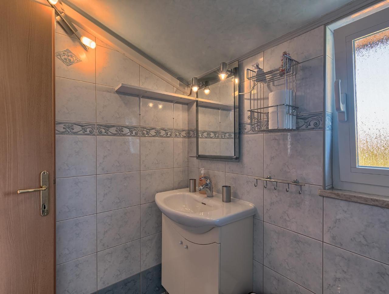 Jendrusa Apartment Фажана Экстерьер фото